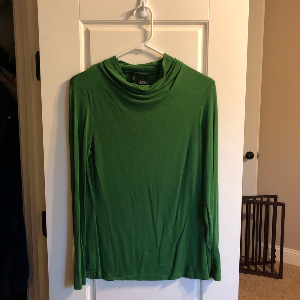 Green turtle neck